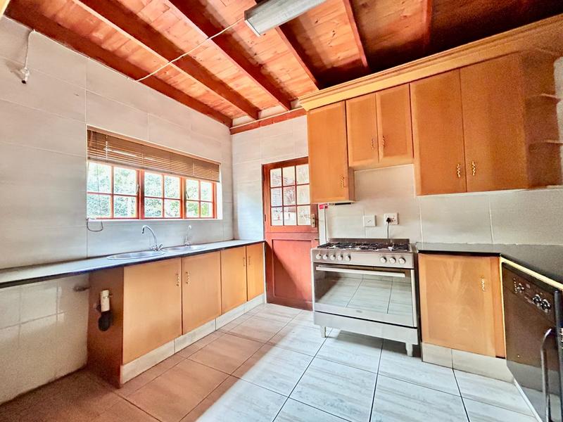 To Let 4 Bedroom Property for Rent in Melodie North West